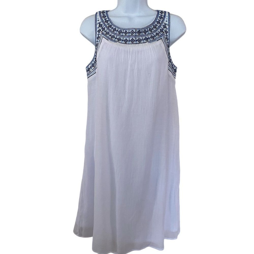 Luxology White Beaded Embroidered Crepe Dress